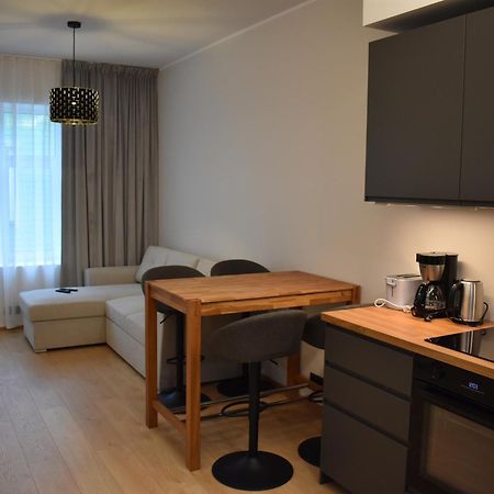 Suur-Posti Apartments Pärnu Extérieur photo