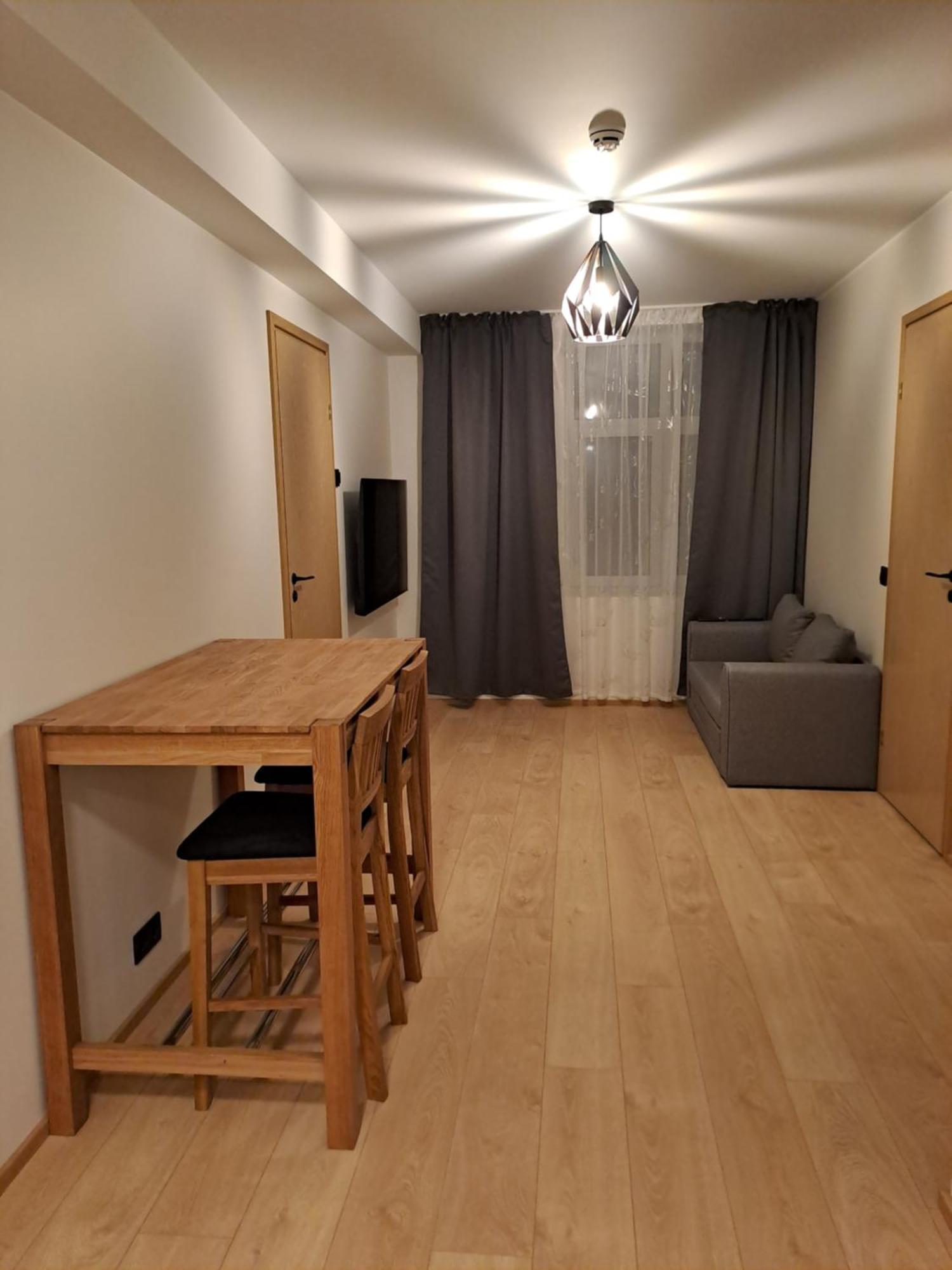 Suur-Posti Apartments Pärnu Extérieur photo